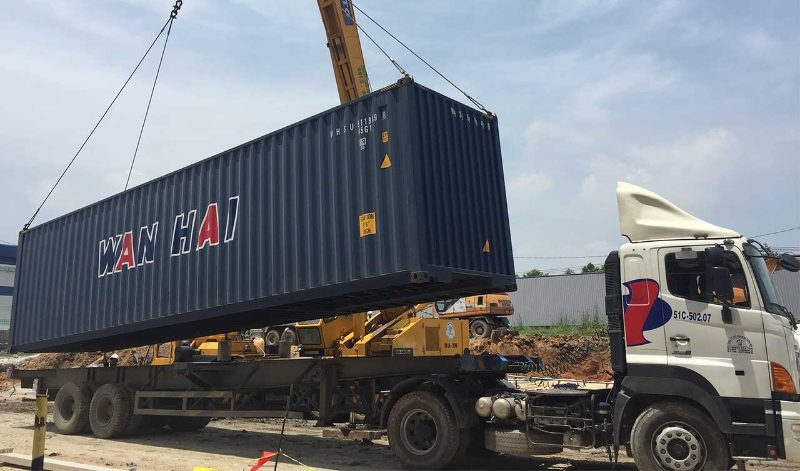 Phí bốc xếp là một loại phí thường gặp trong xuất nhập khẩu hàng hoá